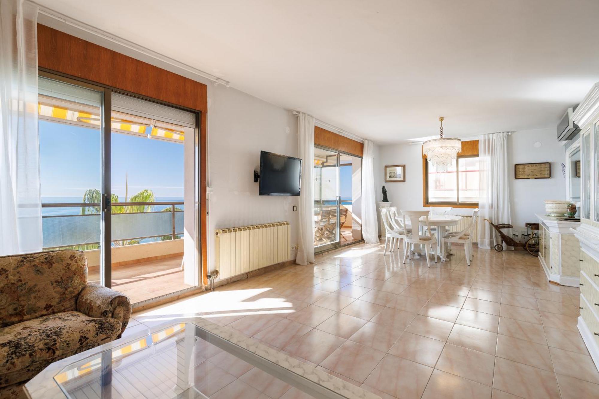 דירות סאלו Apartamento Para 8 Sobre El Mar מראה חיצוני תמונה