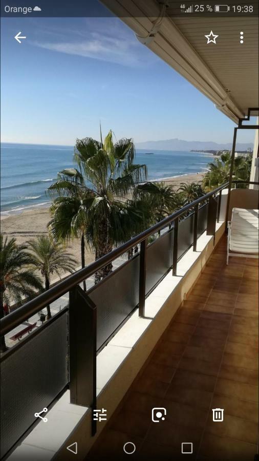 דירות סאלו Apartamento Para 8 Sobre El Mar מראה חיצוני תמונה