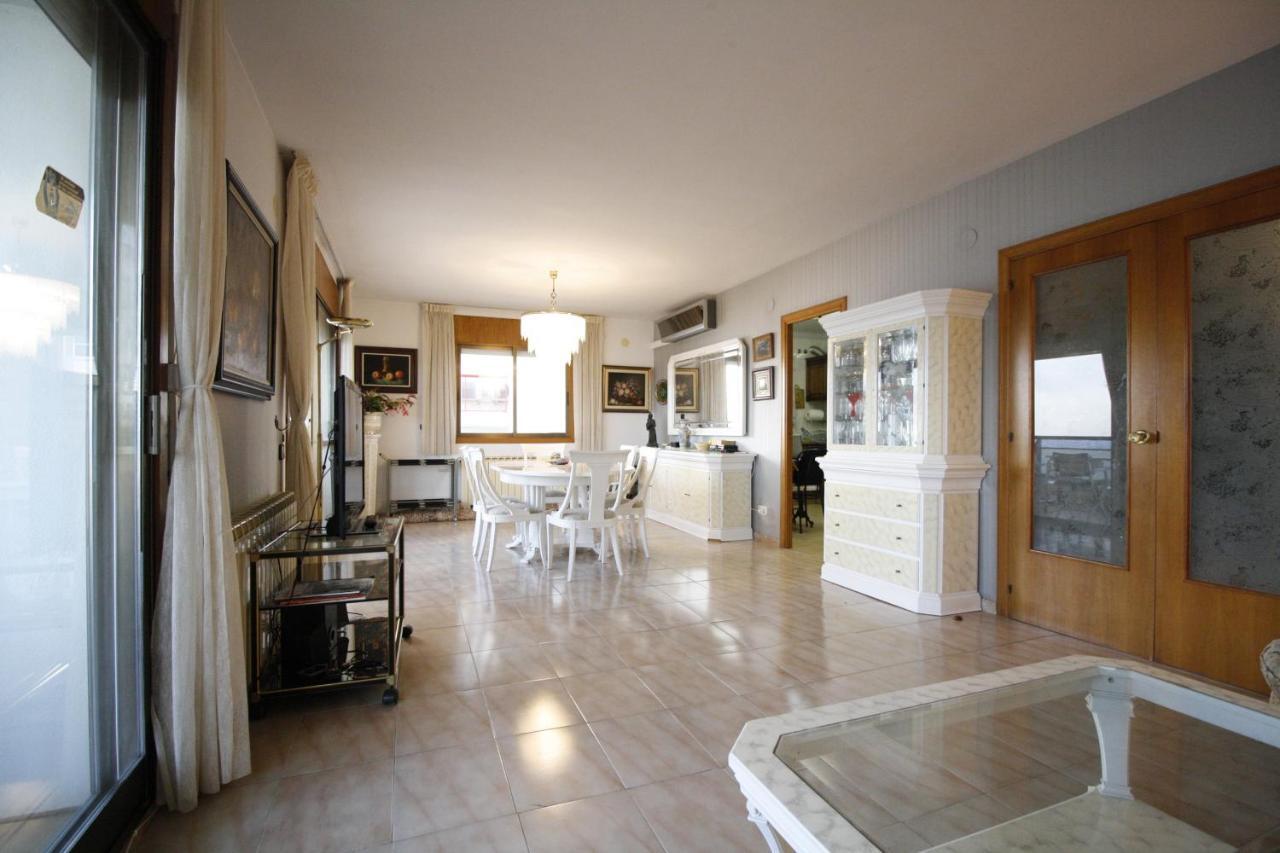 דירות סאלו Apartamento Para 8 Sobre El Mar מראה חיצוני תמונה